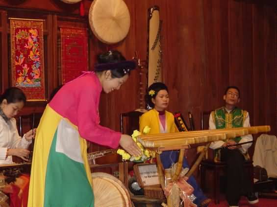 du lich xuyen viet hap dan