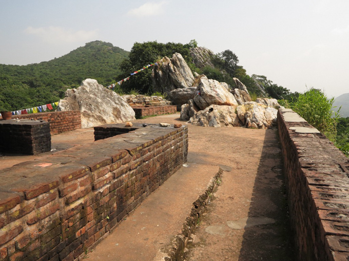 Đỉnh Linh Thứu Sơn