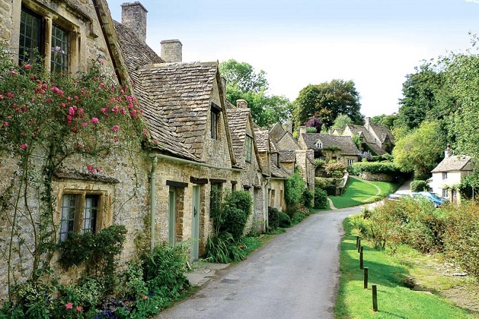 thành-phố-cổ-tích-cotswolds