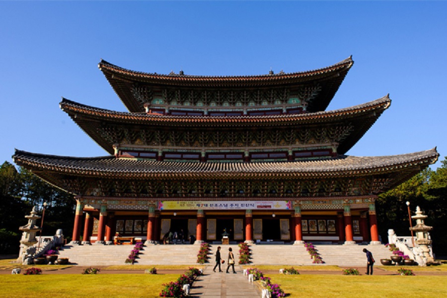 Chùa Yakcheonsa