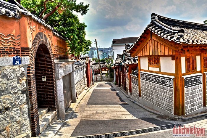 Làng Hanok - những ngôi nhà được xây dựng vào triều đại Joseon