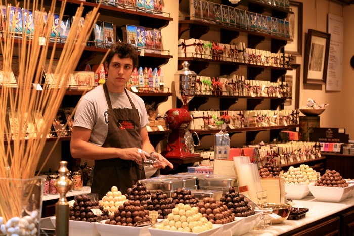 Tour du lịch liên tuyến 3 quốc gia Cửa hàng chocolate ở Malaysia