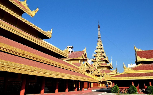 cung điện hoàng gia mandalay