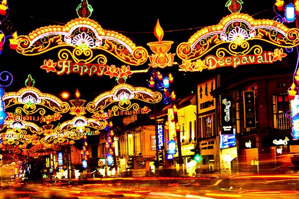 Đường phố Singapore dịp lễ hội Deepavali