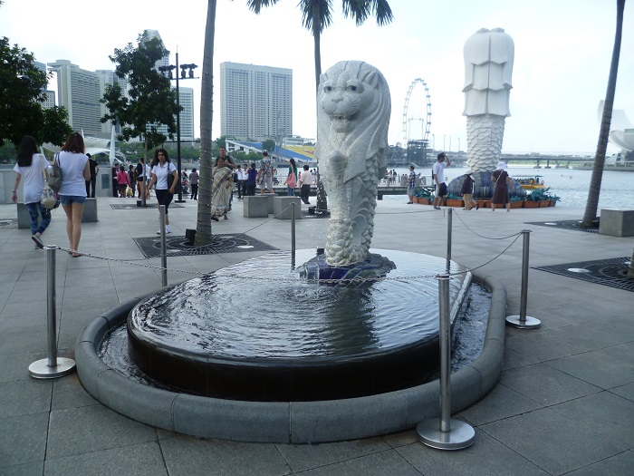 Công viên Sư tử biển - ở công viên có đến 2 bức tượng Merlion