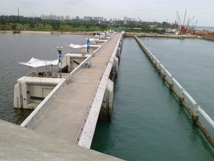 Marina Barrage - phân cách giữa nước ngọt với nước biển