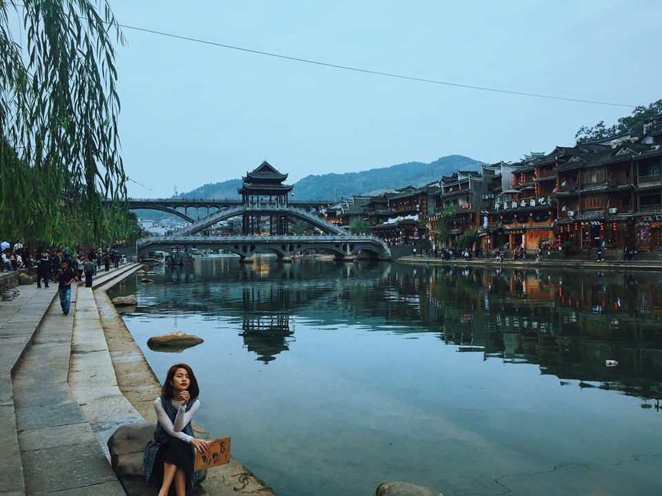 Muôn vàn kiểu check in 'triệu like' 
