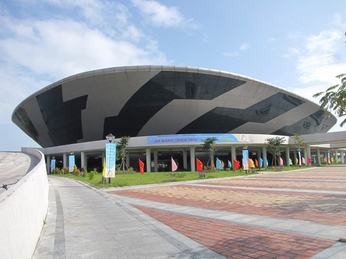 Cung thể thao Tiên Sơn tựa như một chiếc đĩa bay