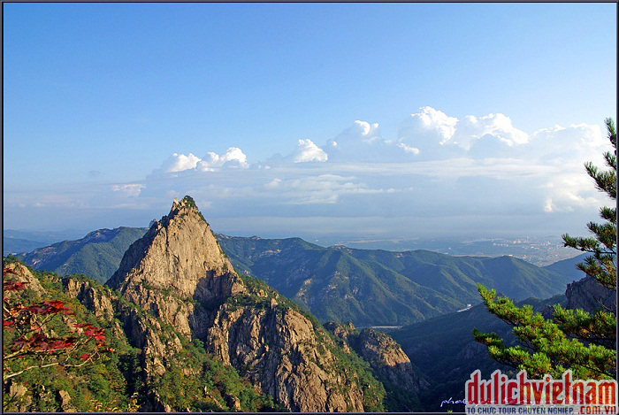 Du lịch Hàn Quốc - núi Seokar Du lịch Hàn Quốc - núi Seokar
