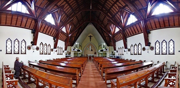 nhà-thờ-cổ-kính