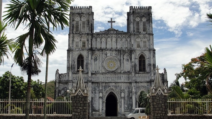 nhà-thờ-mằng-lăng