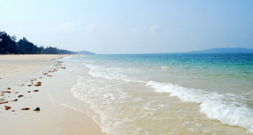 Biển Hồng Vàn ở Cô Tô