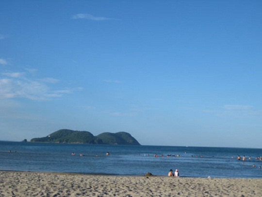 Du lịch biển Quất Lâm
