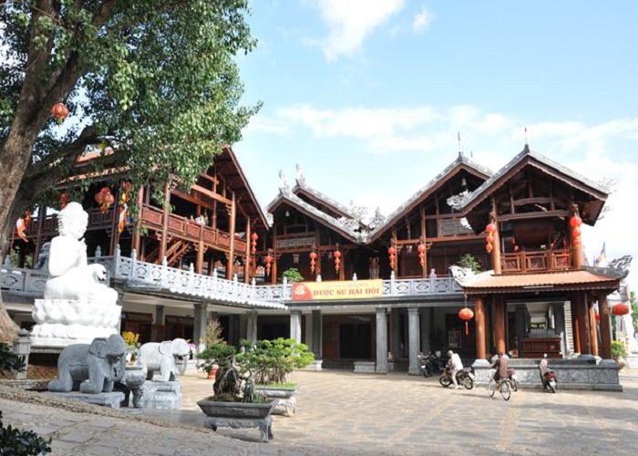 Chùa Sắc tứ Khải Đoan