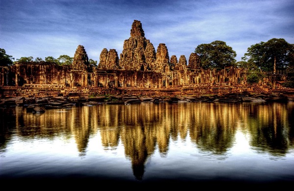 Đền Bayon