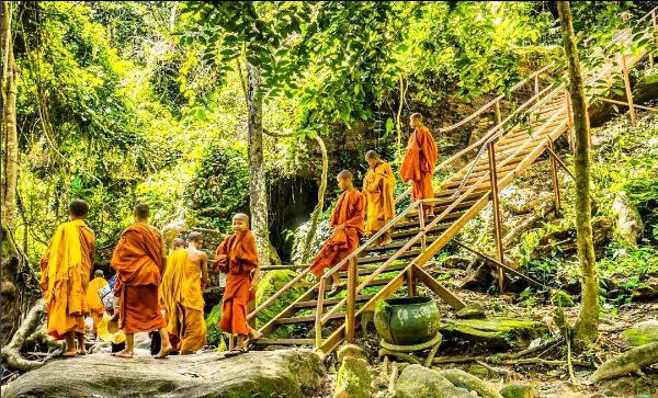 Hình ảnh thân thuộc trong Núi Kulen Hình ảnh thân thuộc trong Núi Kulen