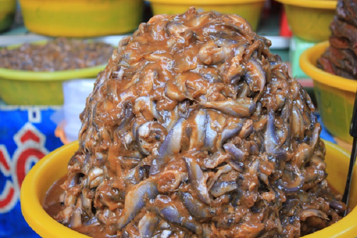 Chế biến nước mắm Cá Linh