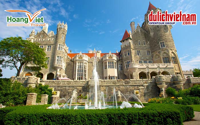 Tòa lâu đài Casa Loma