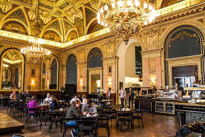Liên Hoan Nghệ Thuật Đương Đại CAFe Budapest