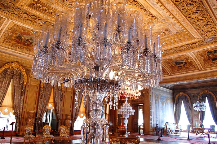 Cung điện Dolmabahce Cung điện Dolmabahce