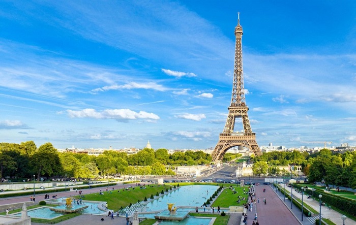 Tháp Eiffel
