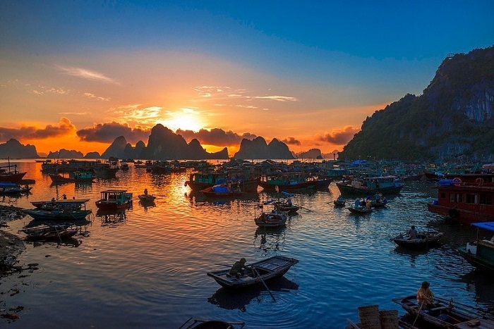 Hoàng hôn buông xuống ở Cô Tô 