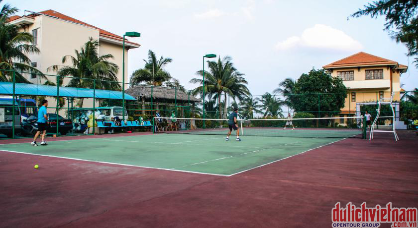 Sân bóng Tennis tại Côn Đảo Resort