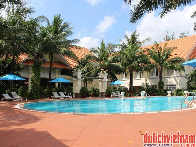 Bể bơi của Sài Gòn Côn Đảo Resort