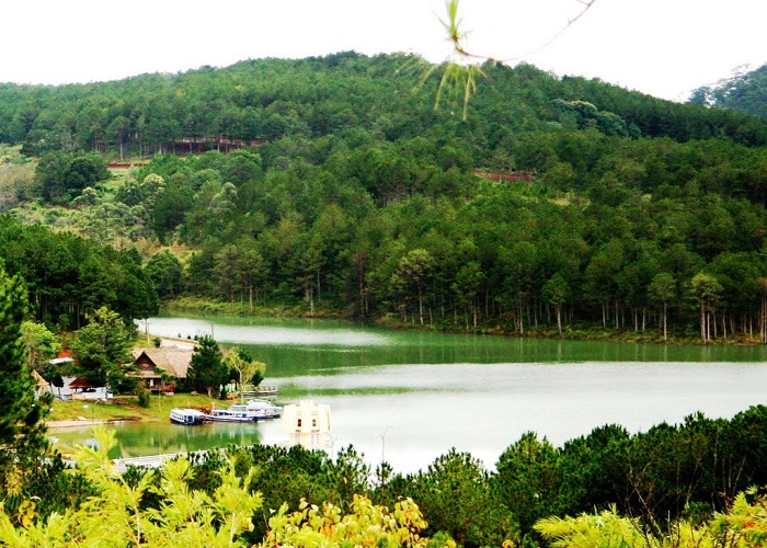 Ngắm vẻ đẹp nơi hồ Tuyền Lâm