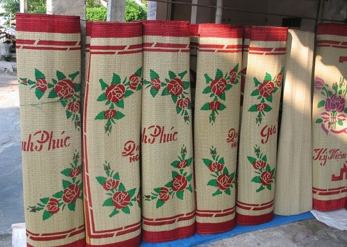 Thành phẩm chiếu Cẩm Nê