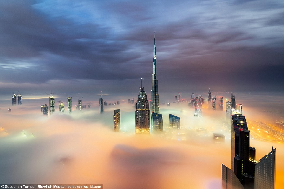 Tháp Burj Khalifa - có sự khác biệt giữa tầng cao nhất và tầng thấp nhất