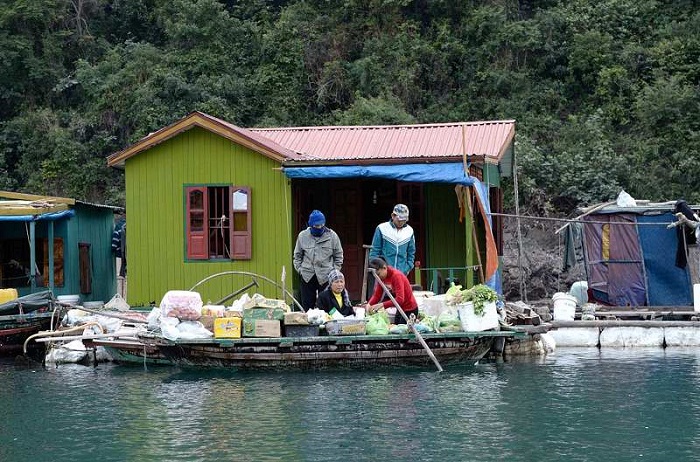 Cuộc sống sinh hoạt thường ngày người dân ở làng chài