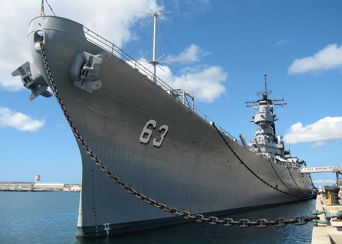 tàu-uss