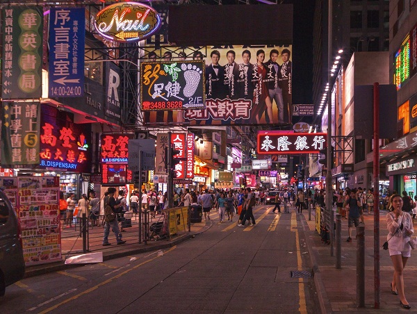 Chợ đêm phố Chùa Hồng Kông