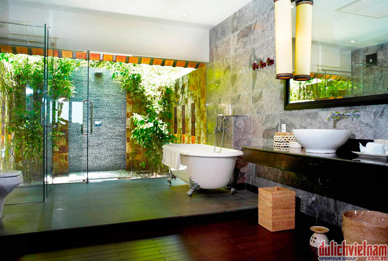Phòng tắm của Ana Mandara Huế Resort & Spa