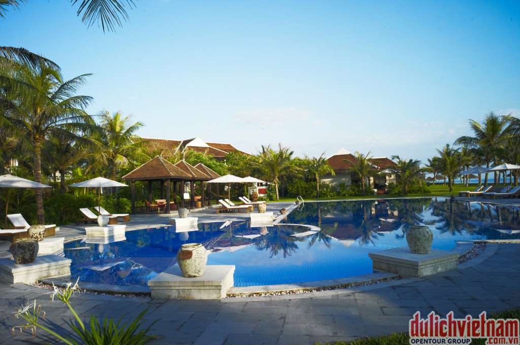 Bể bơi của Ana Mandara Huế Resort & Spa