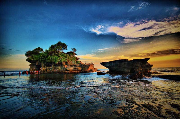 Ngôi đền Tanah Lot
