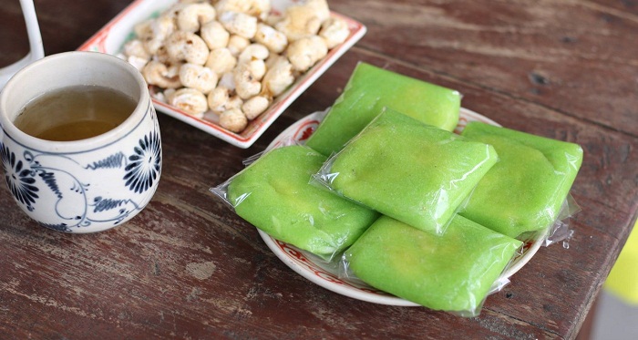 Bánh cốm Hàng Than