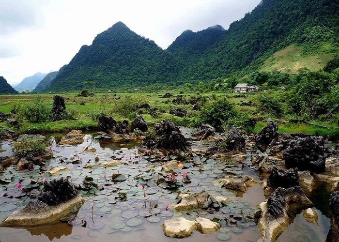 Vẻ đẹp yên bình ở Ba Khan