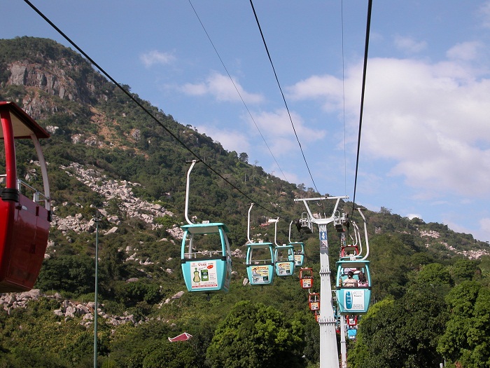 Tour du lịch hành hương 2019 Chinh phục núi Bà bằng cáp treo
