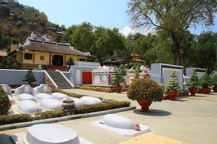 Lăng Thoại Ngọc Hầu