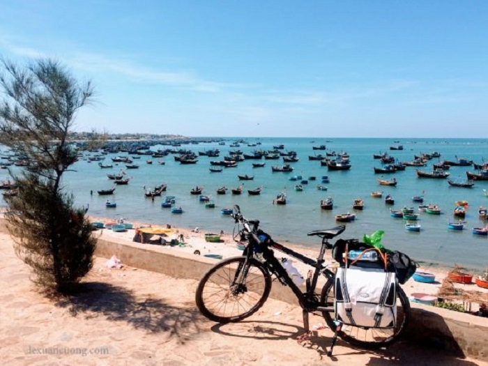 Khám phá Mũi Né bằng xe đạp