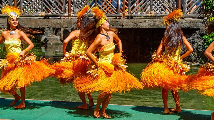Polynesian Dancing Showing