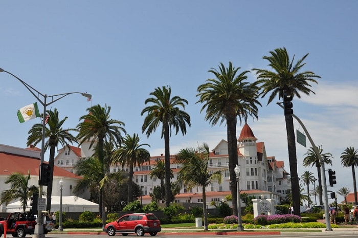 khách-sạn-coronado
