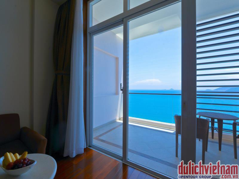 khách sạn Novotel Nha Trang đều có hướng nhìn ra biển Các phòng của khách sạn Novotel Nha Trang đều có hướng nhìn ra biển