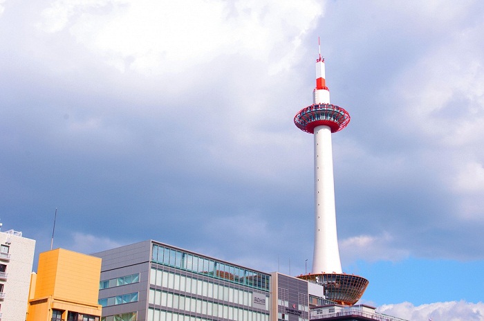 Một lần được đặt chân thăm tháp Kyoto là khoảnh khắc khó quên trong đời