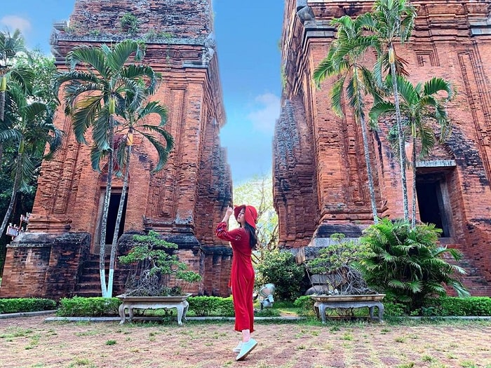 Tháp Đôi
