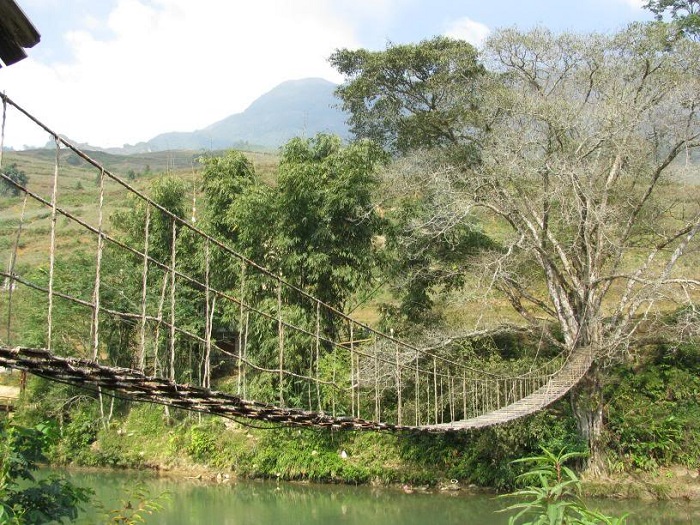 Du lịch Sapa, du khách nên một lần đến thăm cây cầu nổi tiếng này