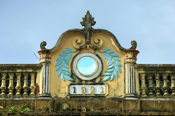 Công trình hoàn thành vào năm 1921