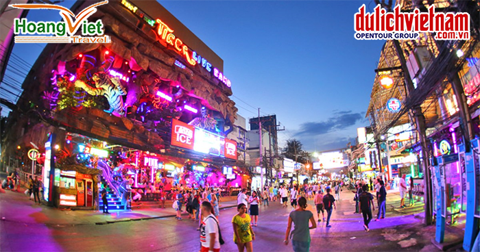 Phố đêm Bangla Walking